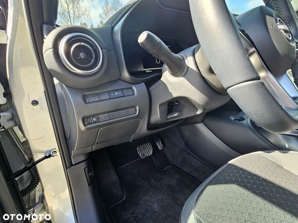 Nissan Juke 1.6 Hybrid N-Connecta AMT - 17
