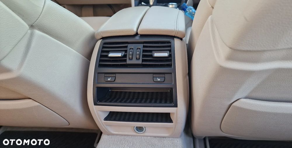 BMW Seria 5 535d xDrive - 13