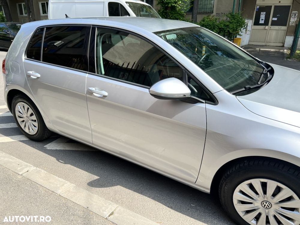 Volkswagen Golf - 3