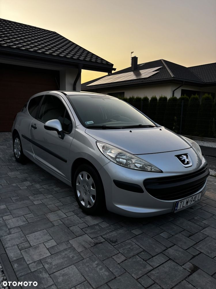 Peugeot 207 - 2