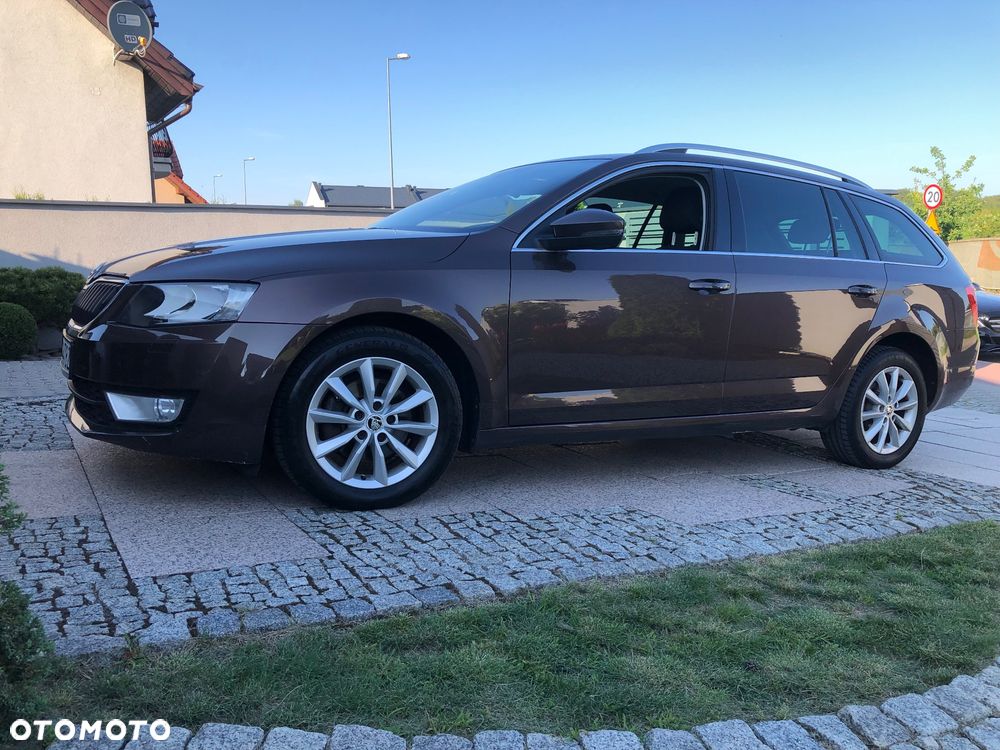 Skoda Octavia 2.0 TDI DSG Style - 5