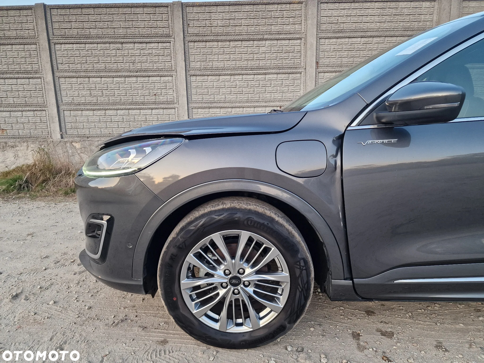 Ford Kuga 2.5 Duratec PHEV VIGNALE - 31