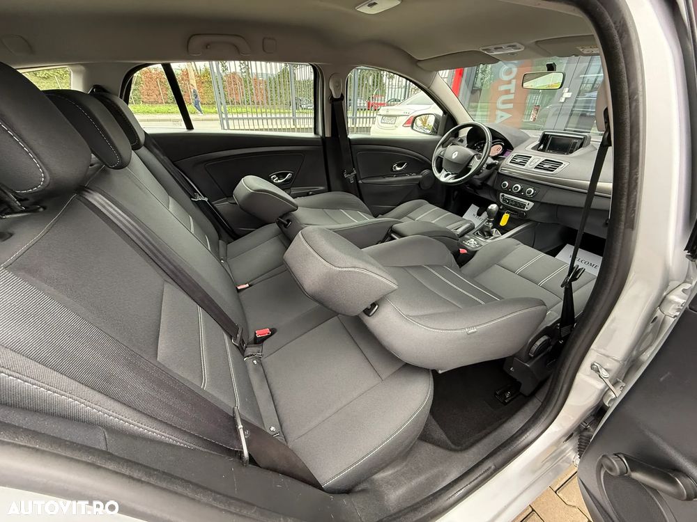 Renault Megane 1.5 dCi Expression - 11