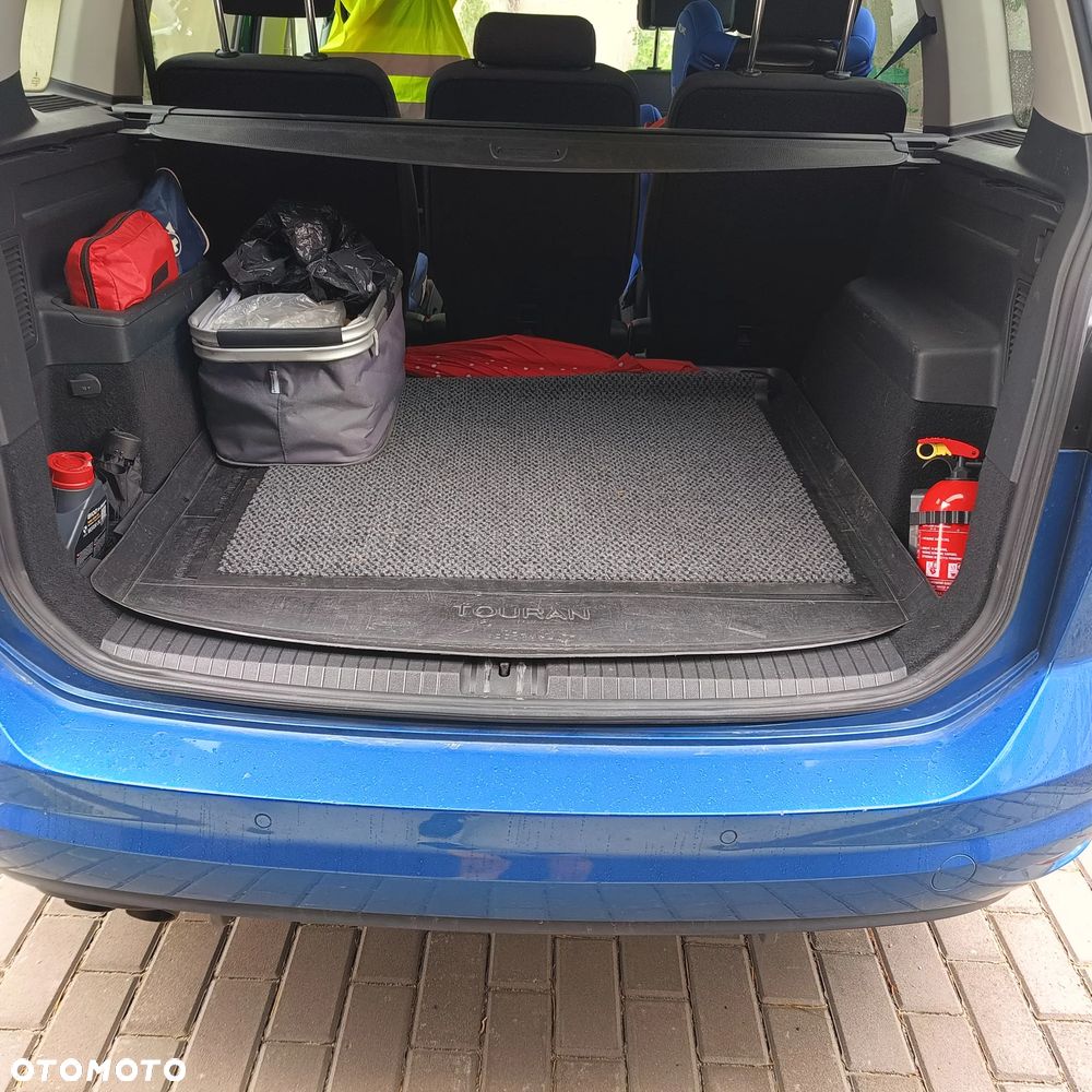 Volkswagen Touran 2.0 TDI BMT Comfortline - 14