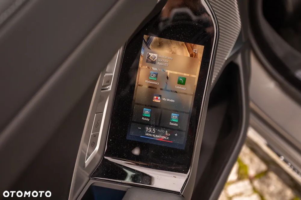 BMW Seria 7 740d xDrive sport - 22