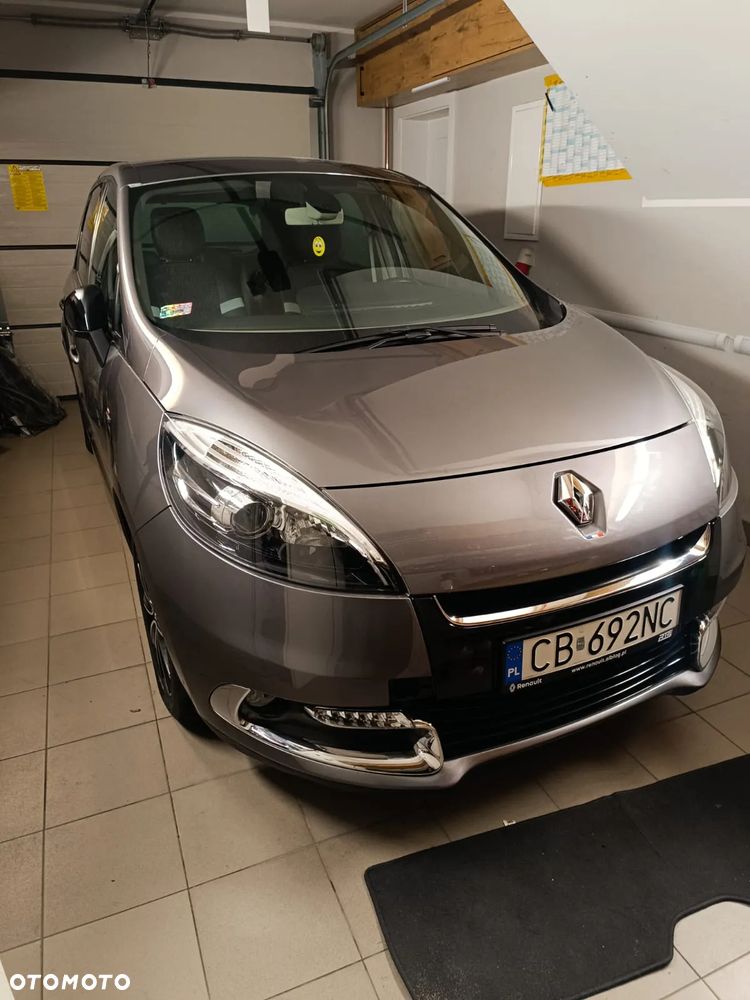 Renault Scenic - 1