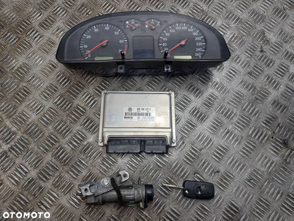 ZESTAW STARTOWY STEROWNIK PASSAT B5 1.8 20V 8D0906018R 4B0905851A 3B0920822 - 1