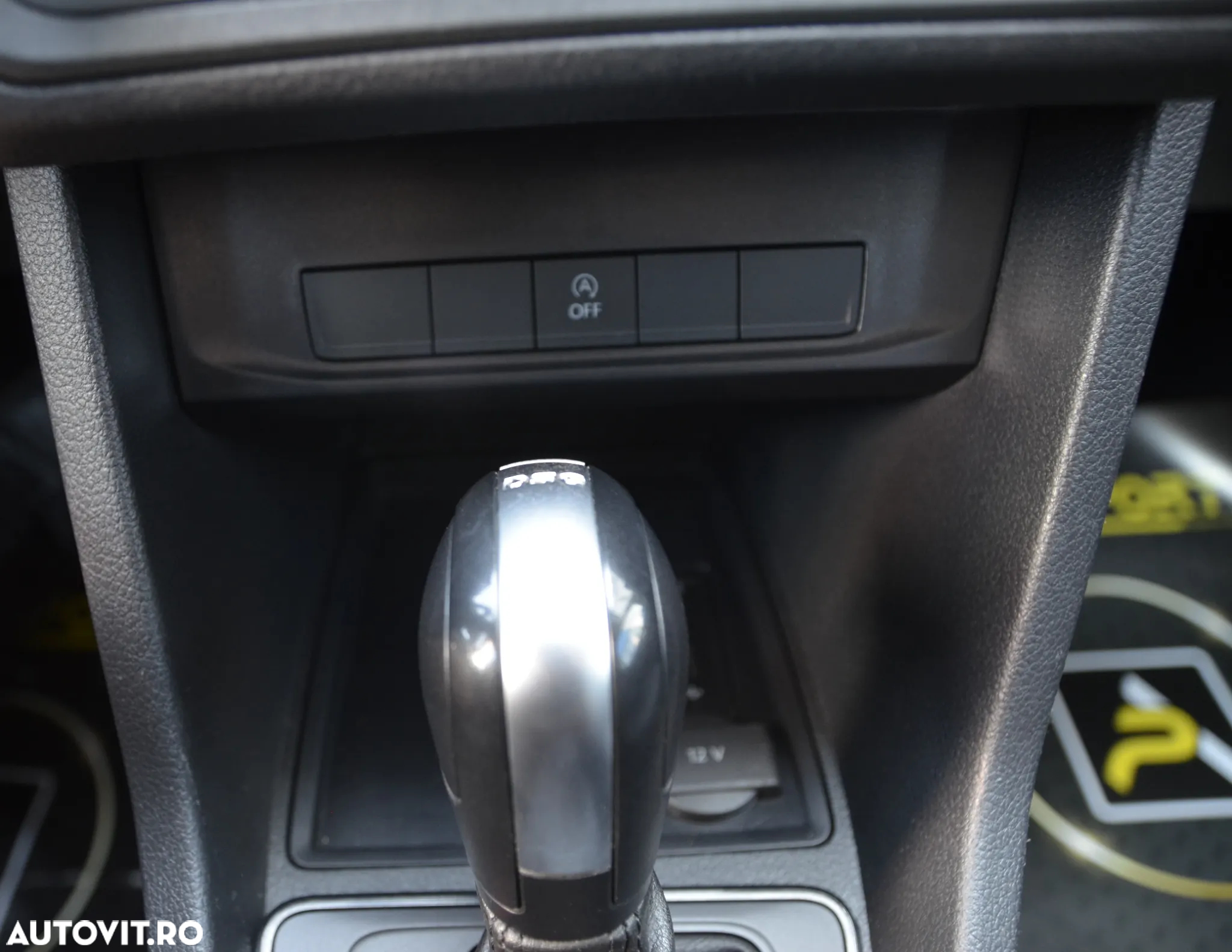 Volkswagen Caddy Maxi 2.0 TDI 90 kW DSG - 30