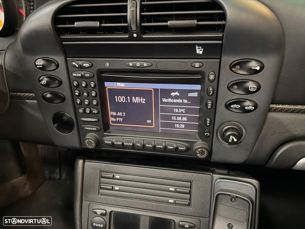 Porsche 911 (996) Carrera 40 Anos - 33