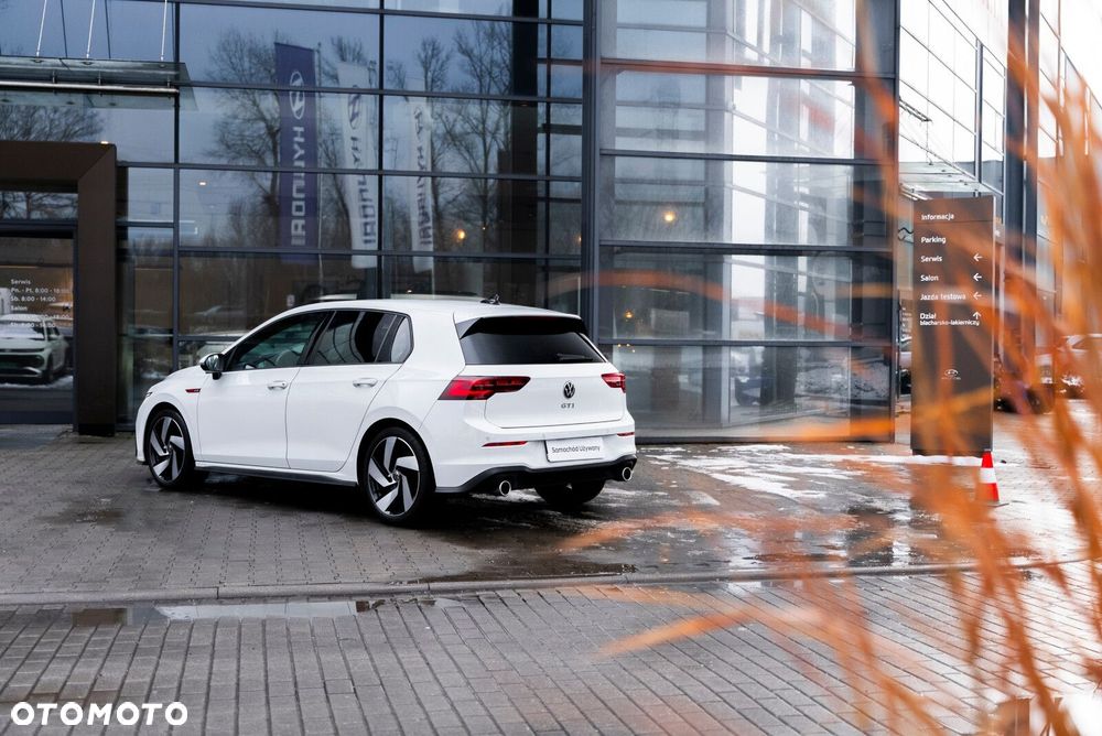 Volkswagen Golf - 21