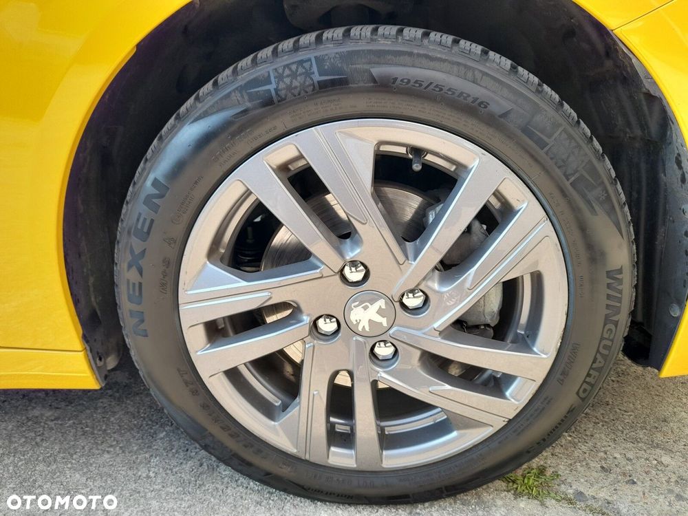 Peugeot 208 1.2 PureTech Active Pack S&S - 8