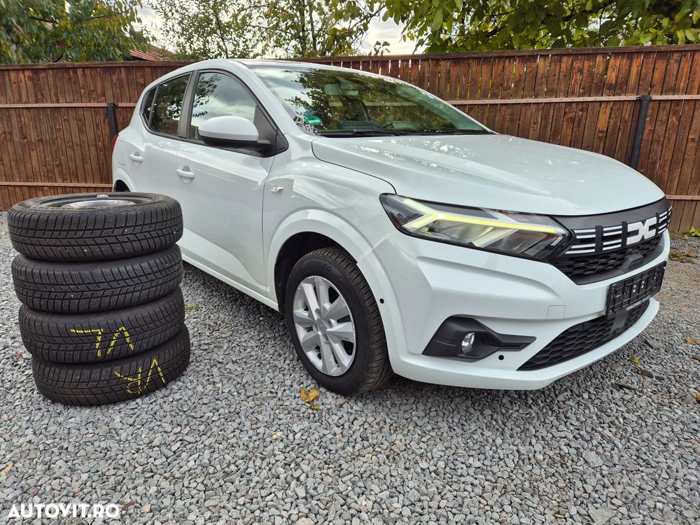 Dacia Sandero - 1