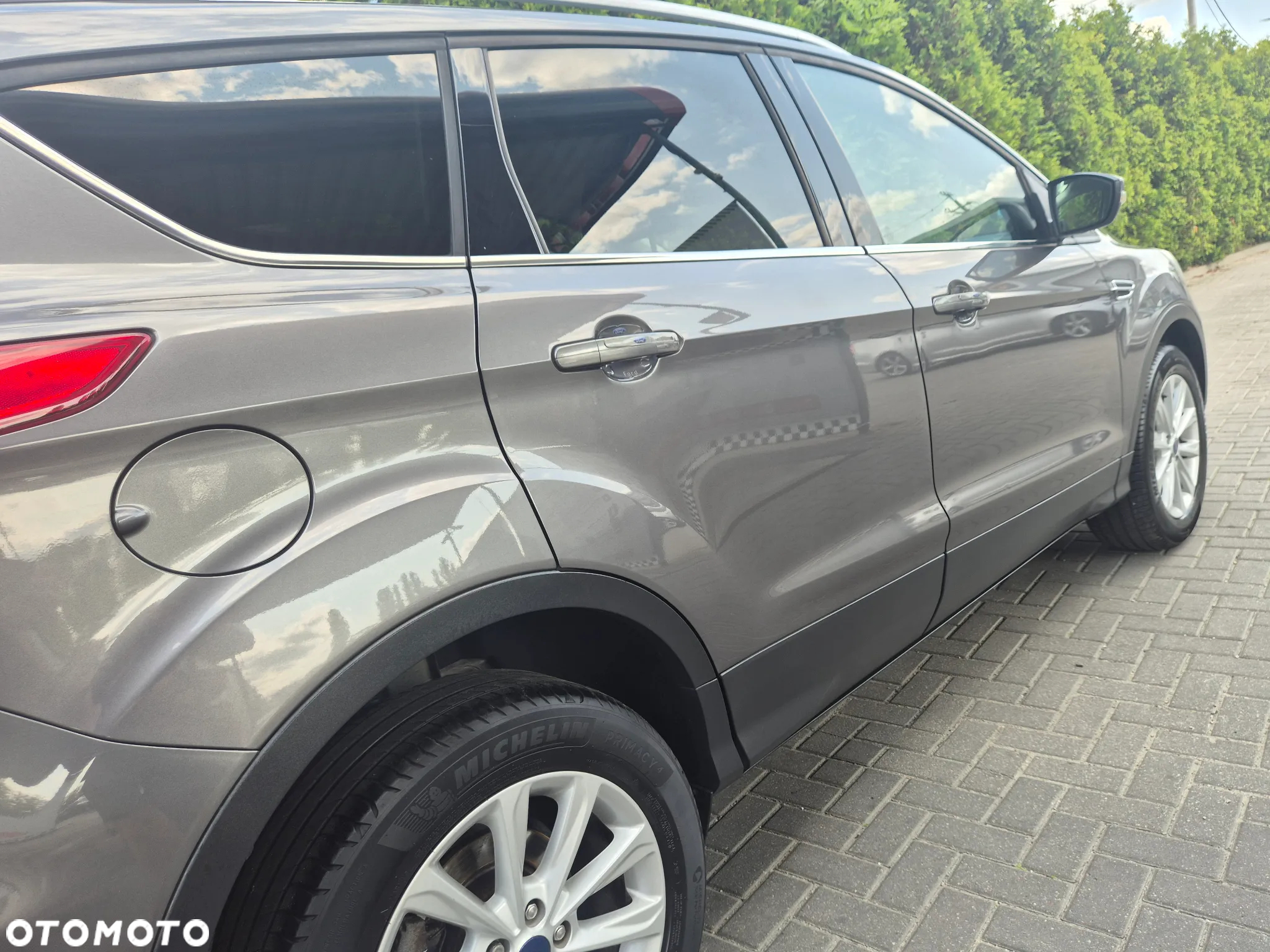 Ford Kuga - 21