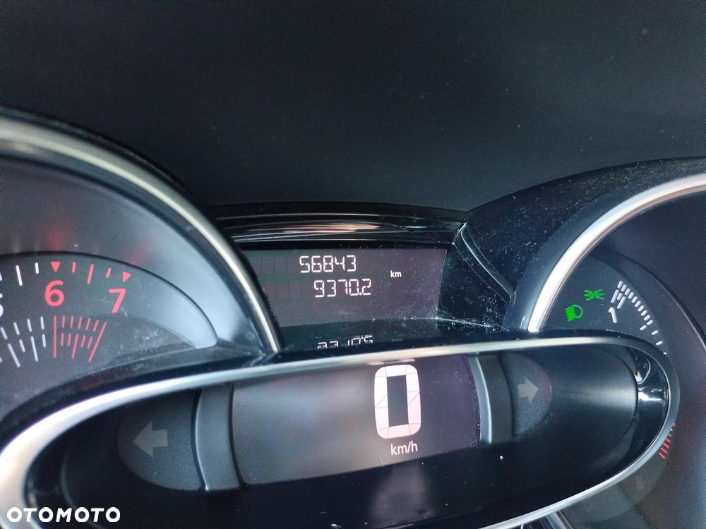 Renault Clio 1.2 16V Limited - 28