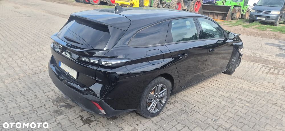 Peugeot 308 1.2 PureTech Allure Pack S&S EAT8 - 11