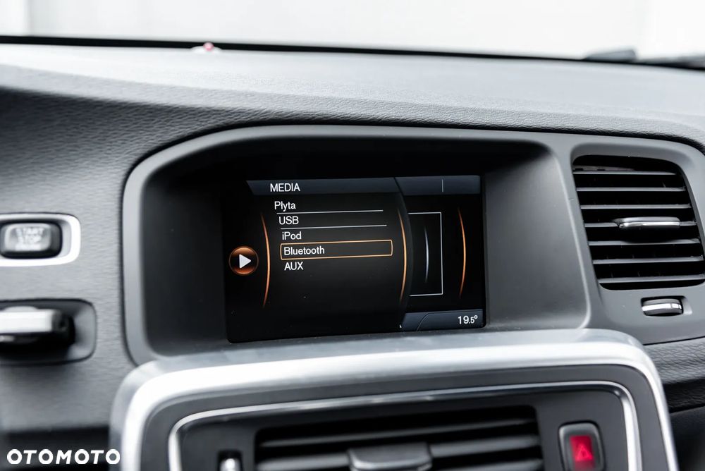 Volvo V60 T3 Edition - 31