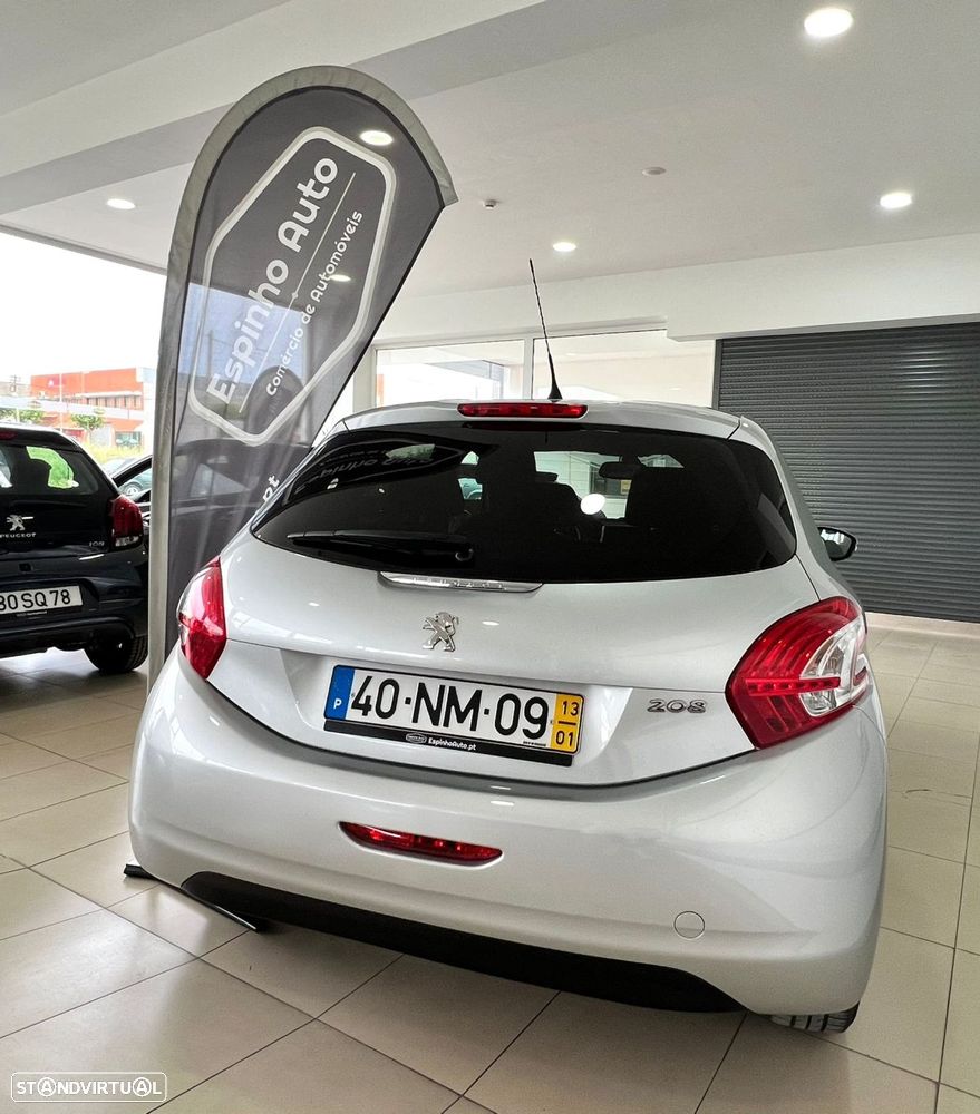 Peugeot 208 1.2 VTi SE Style - 2