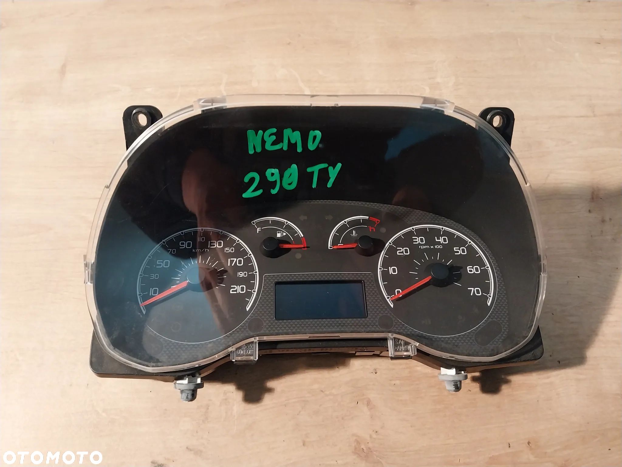 Licznik Citroen Nemo 2015r. 1376600080 - 1