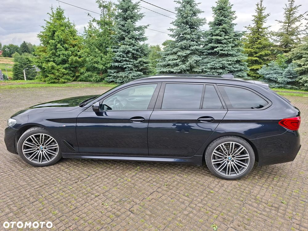 BMW Seria 5 520d M Sport - 13