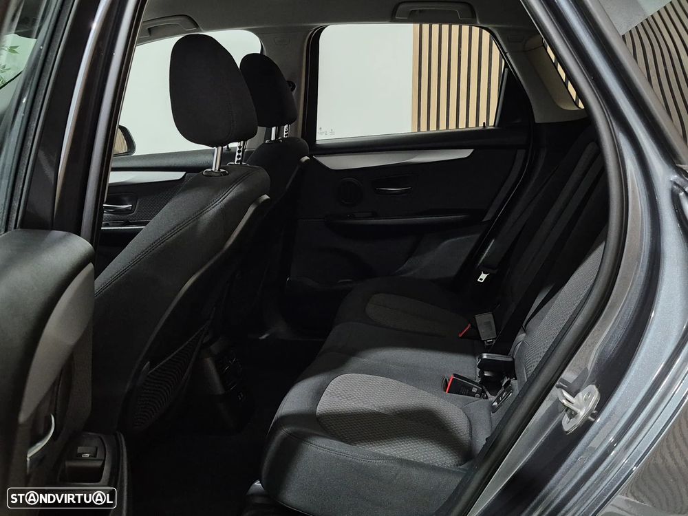 BMW 216 Active Tourer d Advantage - 26
