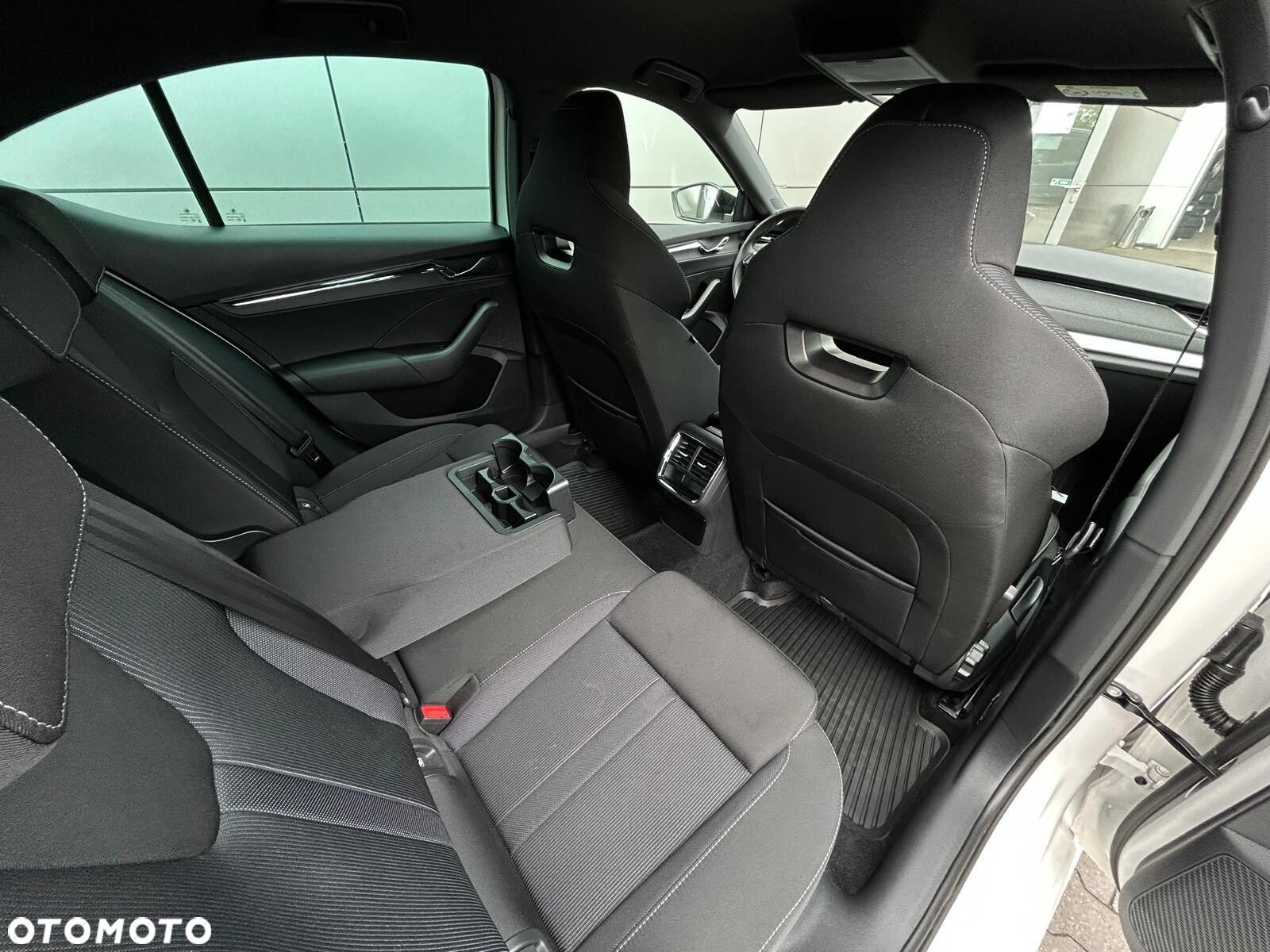 Skoda Octavia 1.5 TSI ACT Style - 9