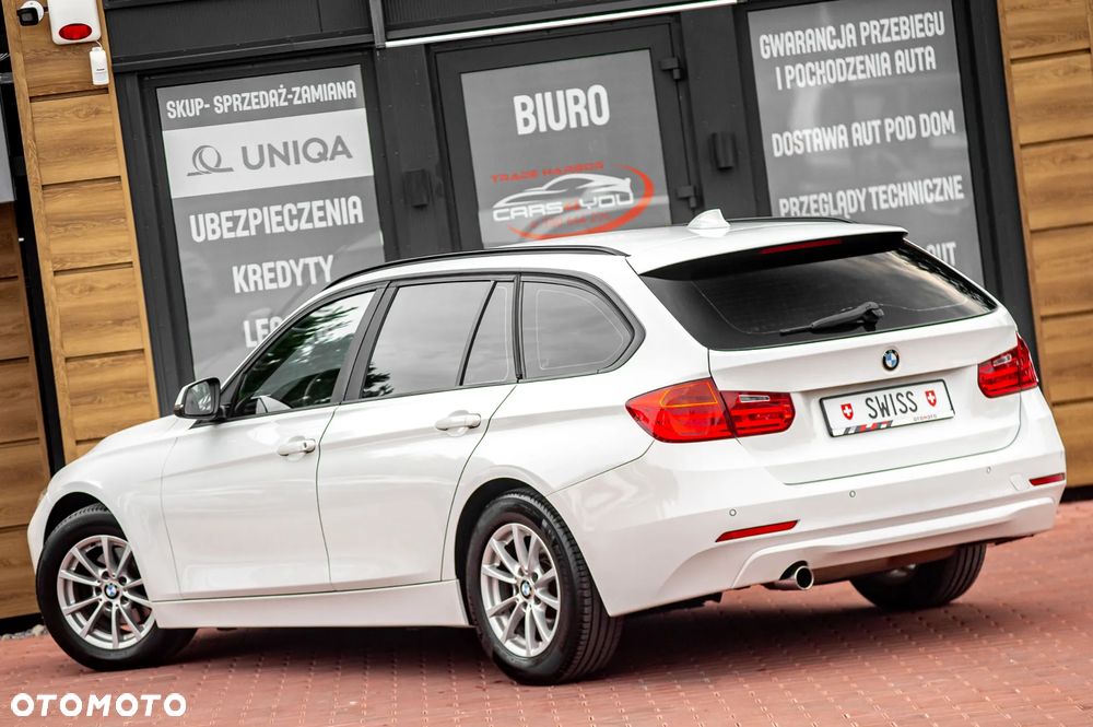 BMW Seria 3 320i Modern Line - 11