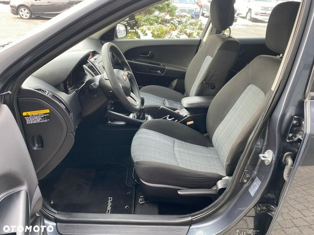 Kia Ceed 1.4 M - 9
