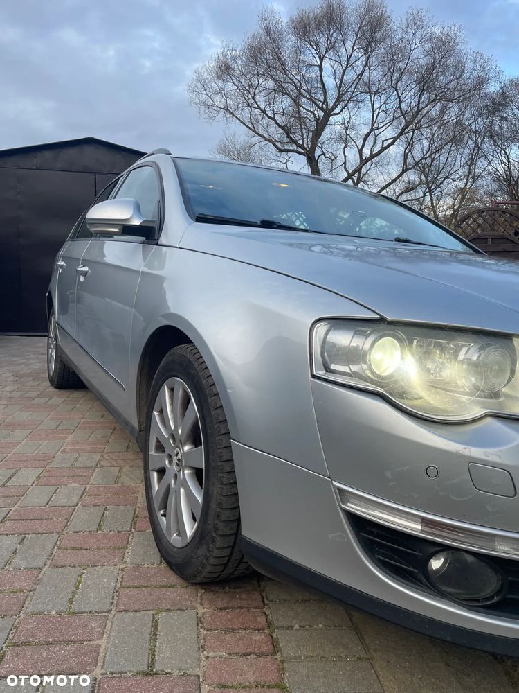 Volkswagen Passat 2.0 TDI Comfortline - 24