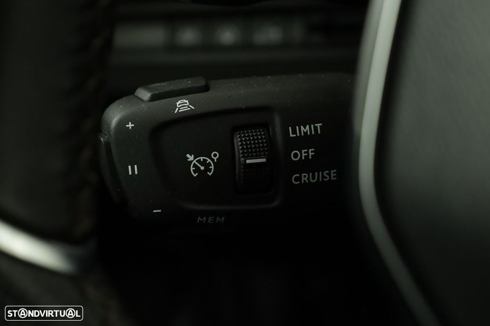 Peugeot 3008 1.2 Hybrid GT e-DCS6 - 18