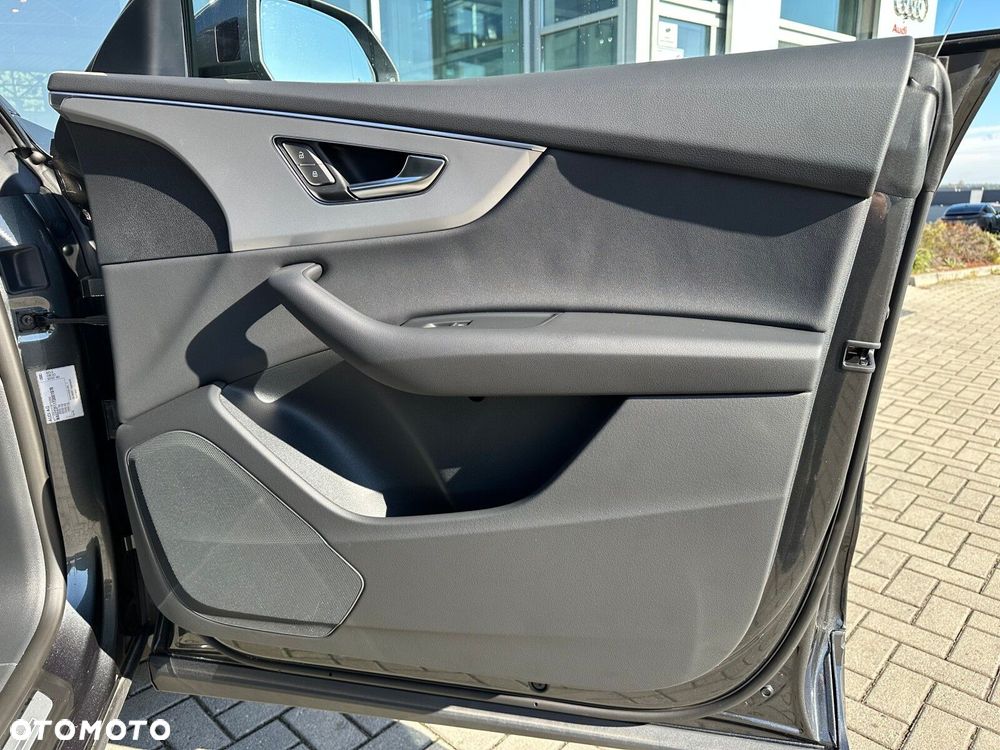 Audi Q8 - 24