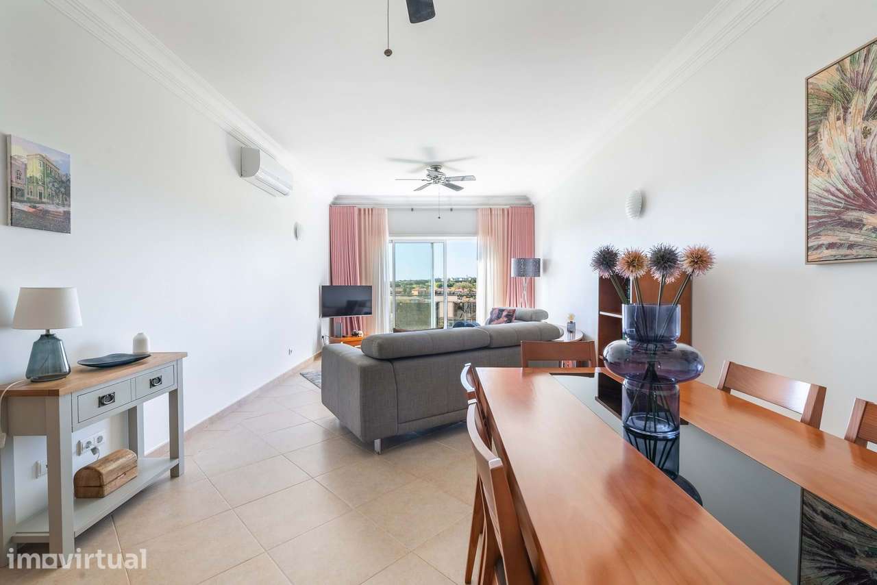 Deslumbrante apartamento de 2 quartos no primeiro andar com uma vista - Grande imagem: 5/23