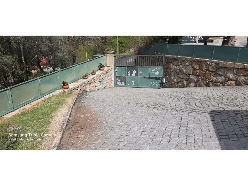 Andar de moradia T2 na Ribeira - Grande imagem: 4/16