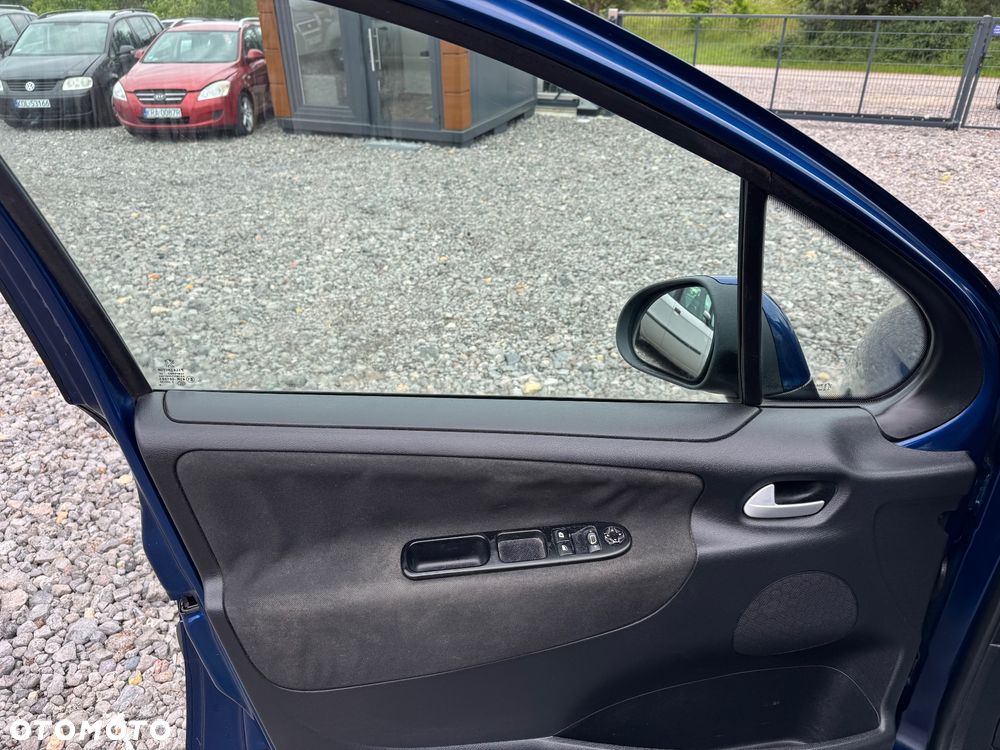 Peugeot 207 1.4 HDi Trendy - 11