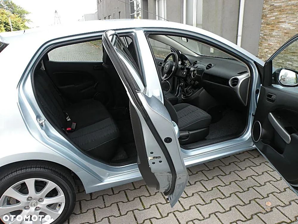 Mazda 2 1.3 Exclusive - 30