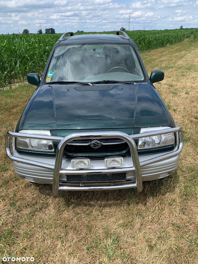 Suzuki Grand Vitara 2.5 V6 - 4