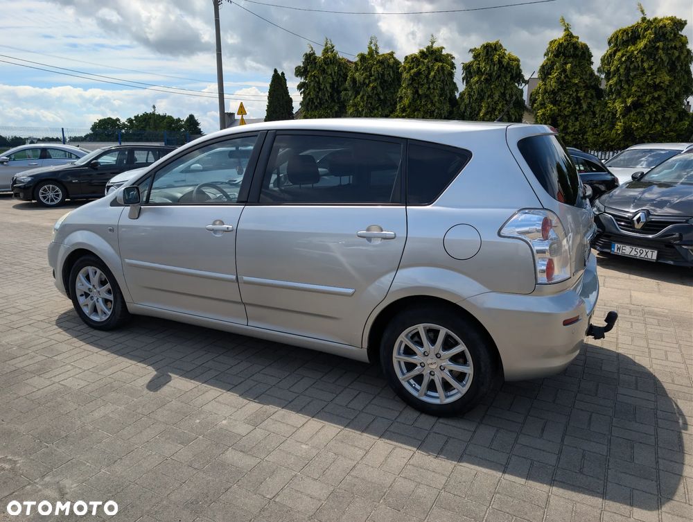 Toyota Corolla Verso 2.2 D-4D Sol + 7os - 31