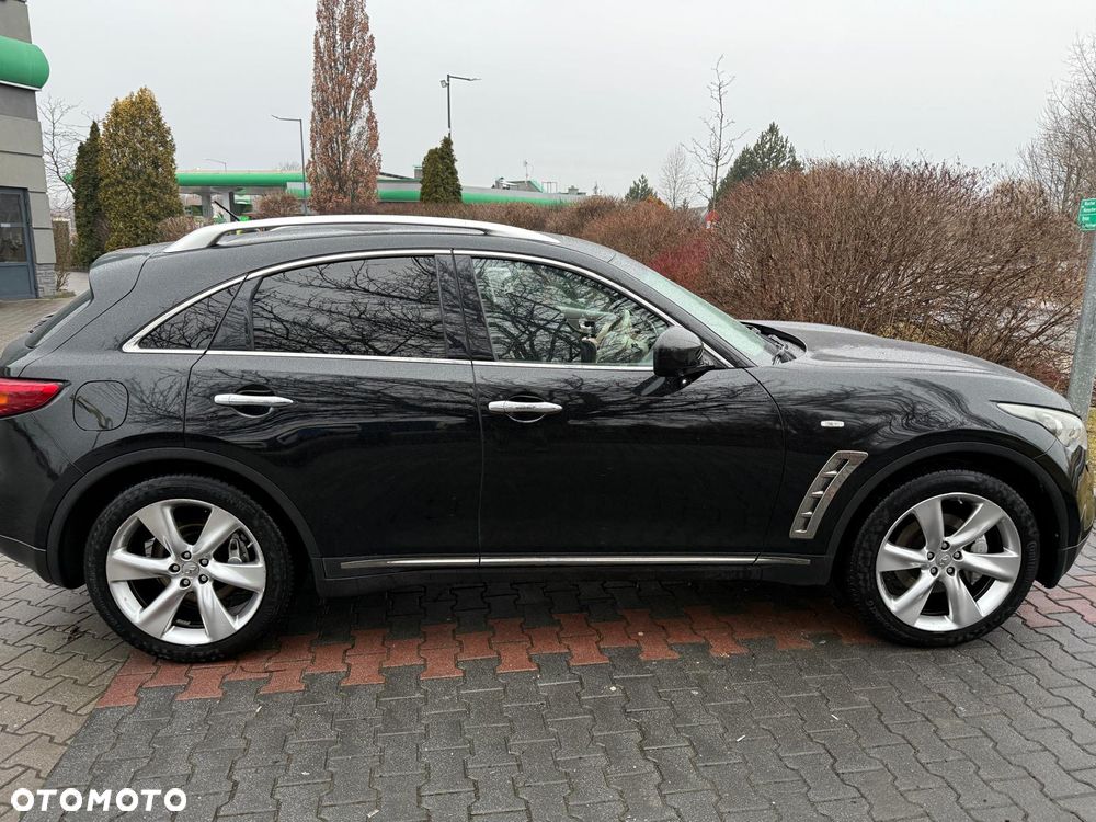 Infiniti FX FX30d S Premium - 5