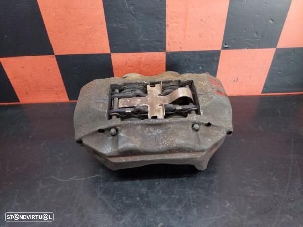 Pinça Travão Frente Esquerda Toyota Land Cruiser 90 (_J9_) - 1