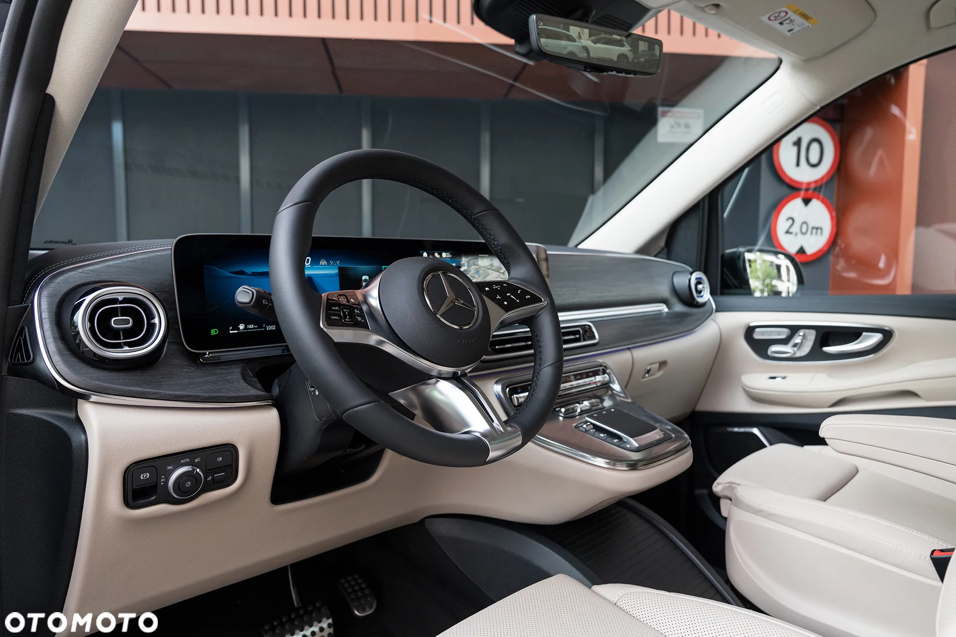 Mercedes-Benz Klasa V 300 d 4-Matic 9G-Tronic Exclusive (d³ugi) - 14