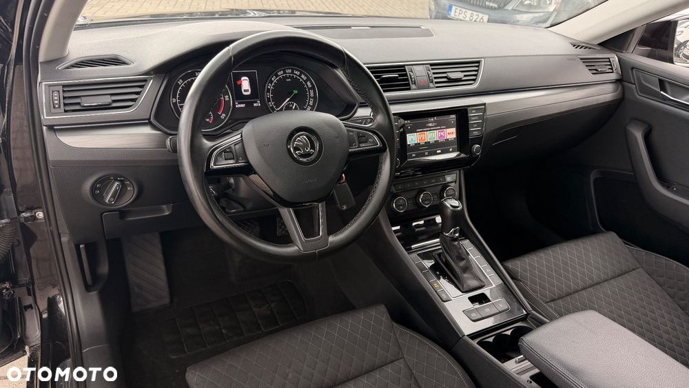 Skoda Superb 2.0 TDI Active DSG - 9