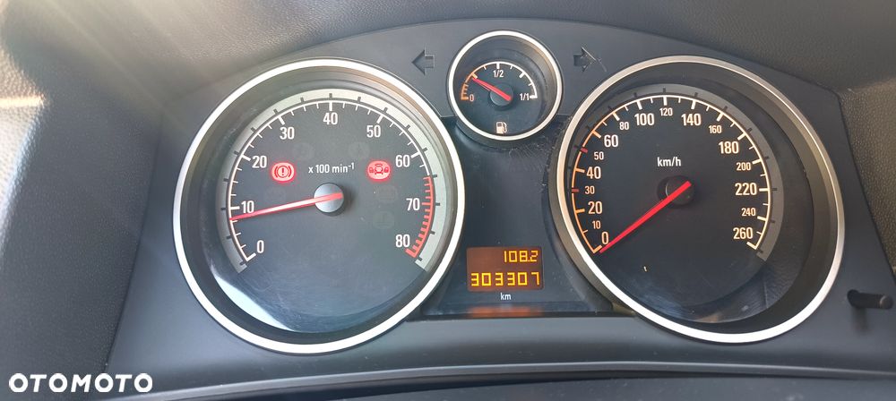 Opel Astra 1.4 Start - 8