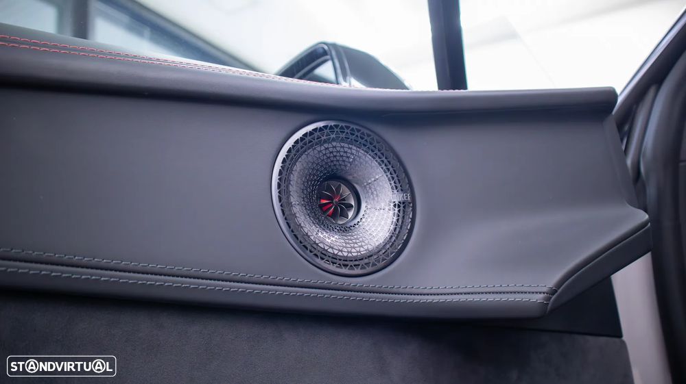Lotus Eletre 600 - 18