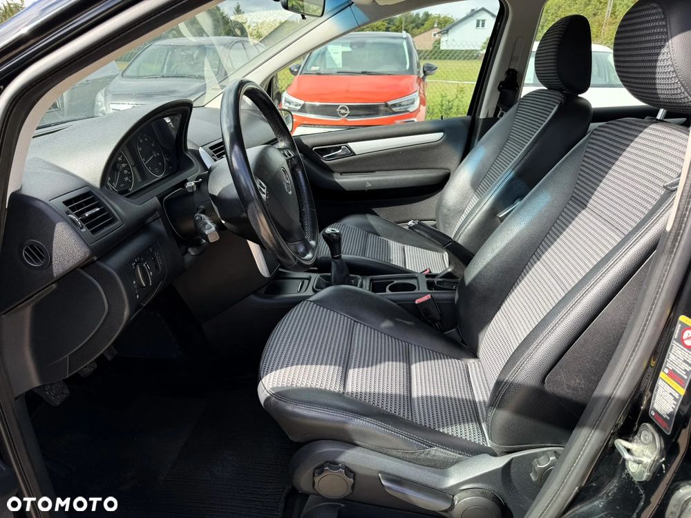 Mercedes-Benz Klasa A 150 Avantgarde Edition 10 - 8
