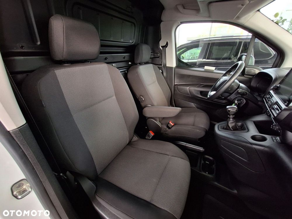 Toyota Proace City D-4D Long 2,3t Active (bryg.) - 27