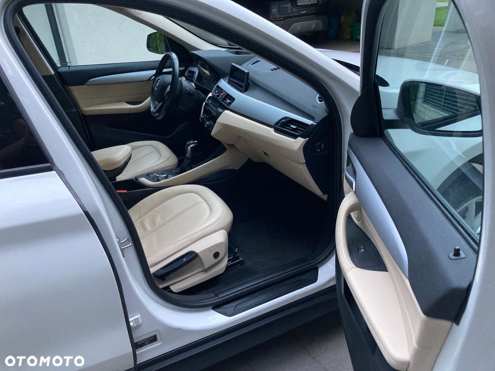 BMW X1 xDrive20i - 6