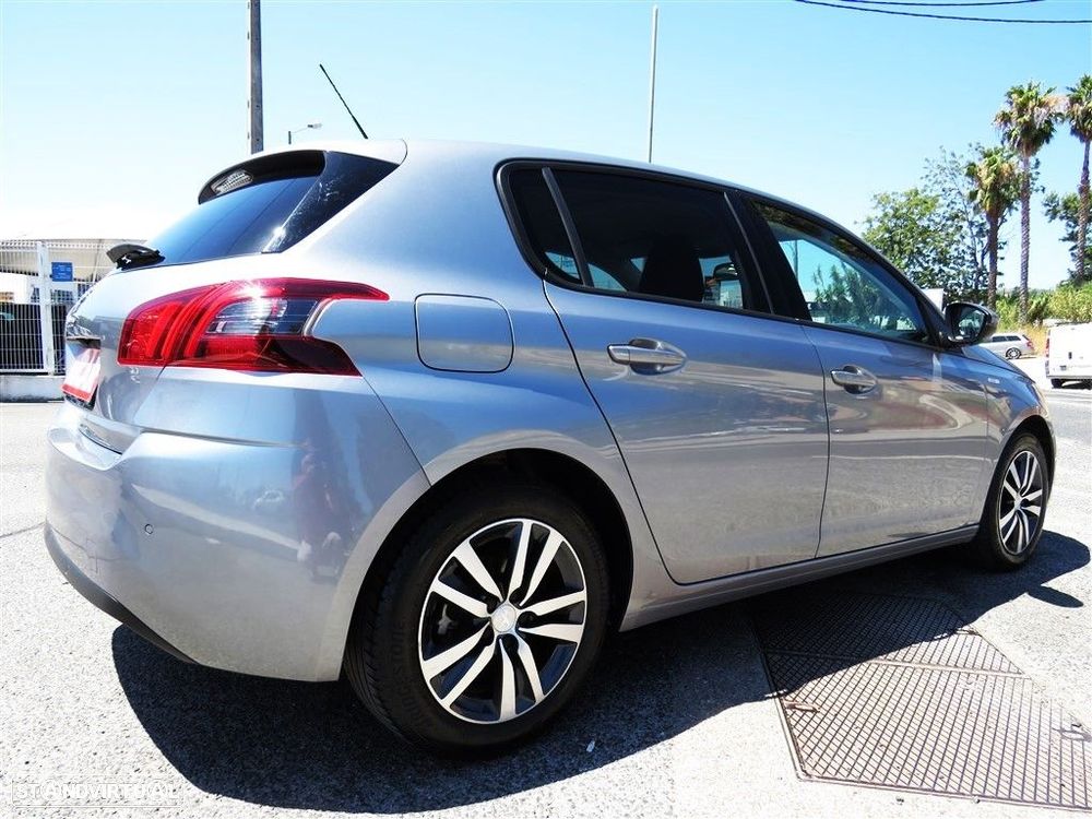 Peugeot 308 1.2 PureTech Style - 8
