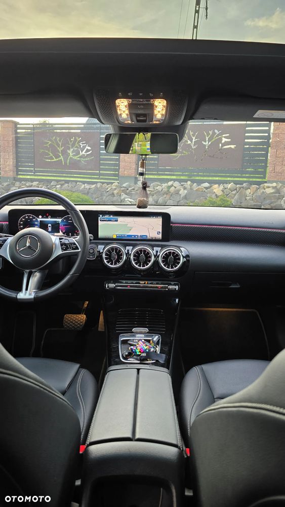 Mercedes-Benz Klasa A 180 d Style 8G-DCT - 11