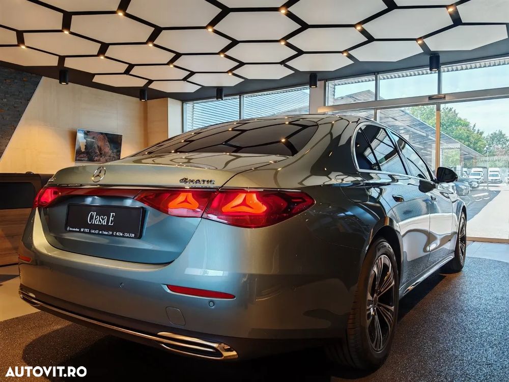 Mercedes-Benz E 200 4Matic 9G-TRONIC Exclusive - 15