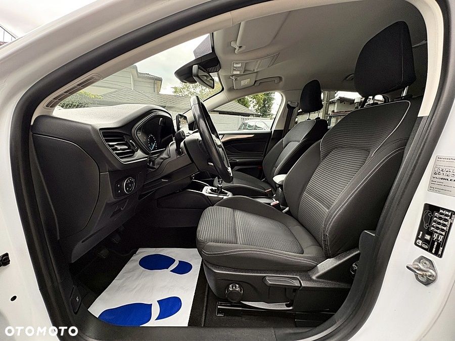 Ford Focus 1.5 EcoBlue Start-Stopp-System COOL&CONNECT - 14