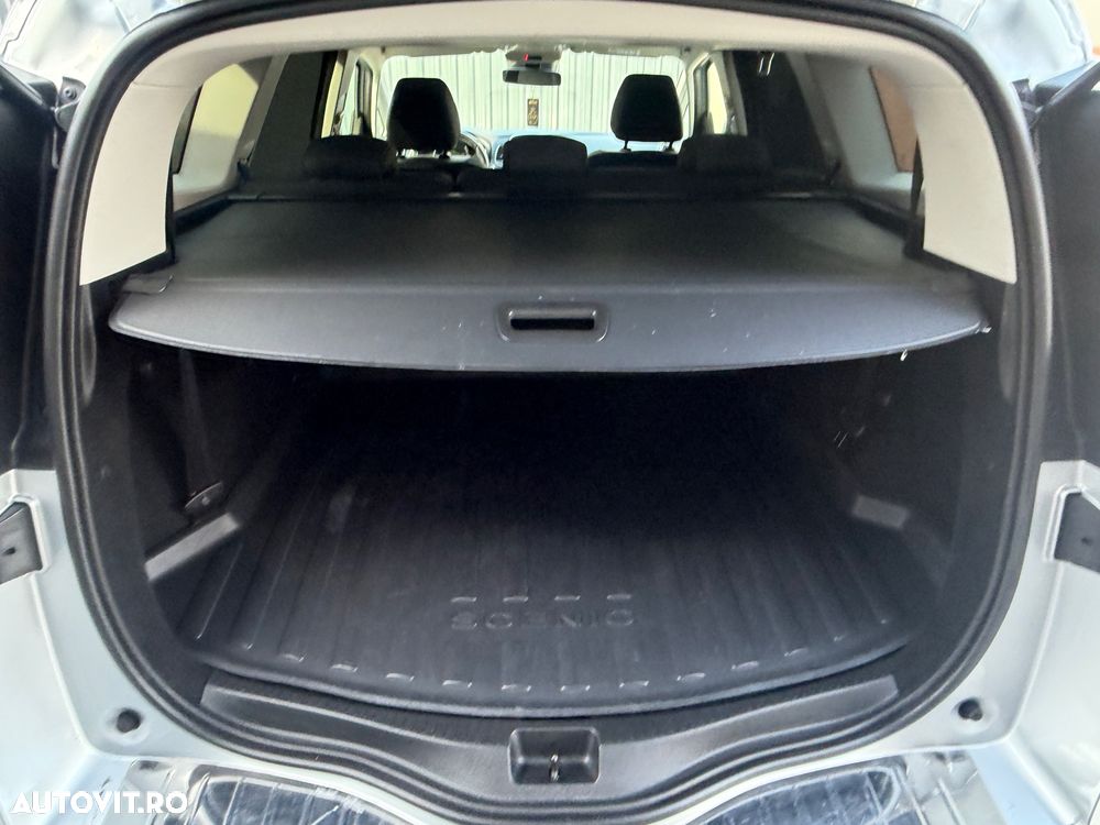Renault Grand Scenic BLUE dCi 120 BUSINESS EDITION - 10